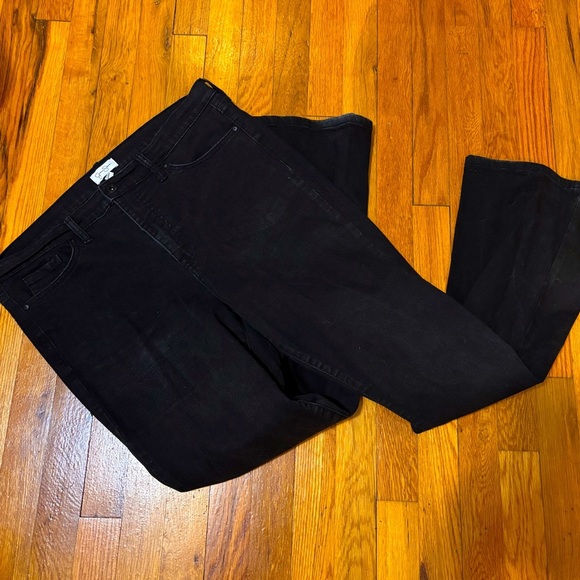 Jessica Simpson Women's Flare Soft Stretch Boot Cut Jeans sz 14 - Picture 1 of 3